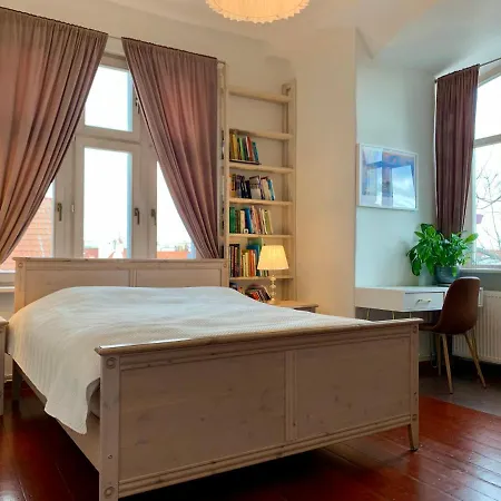 100m2 Sea Apartment, 2 Bathrooms, 500m To The Beach & Pier Apartmán *