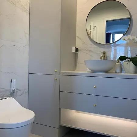 Apartmán 100m2 Sea Apartment, 2 Bathrooms, 500m To The Beach & Pier *