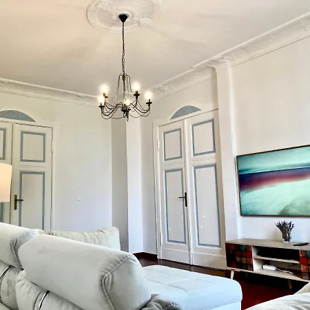100m2 Sea Apartment, 2 Bathrooms, 500m To The Beach & Pier Apartmán