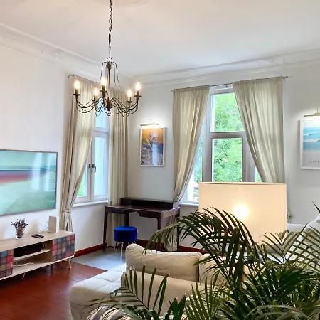 100m2 Sea Apartment, 2 Bathrooms, 500m To The Beach & Pier Apartmán *